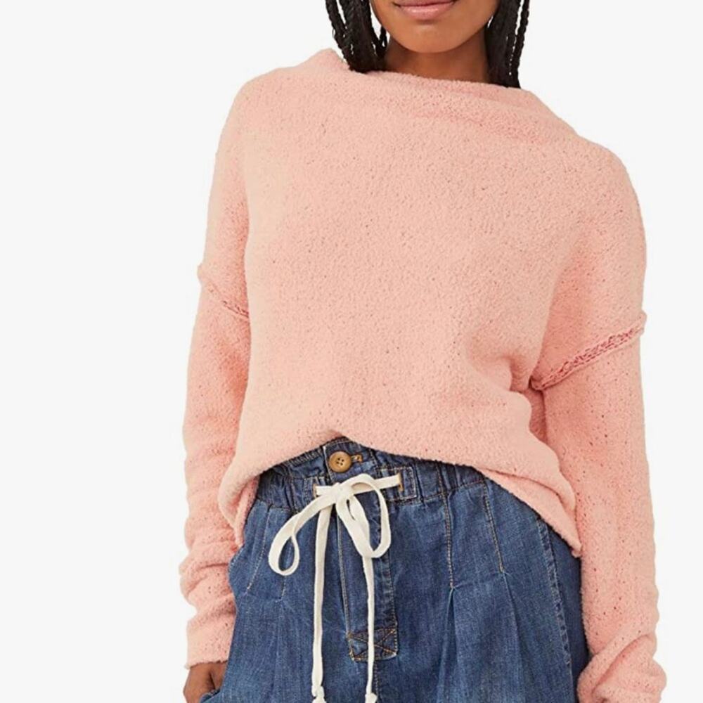Free People San Vicente pull over in peach NWT extra small